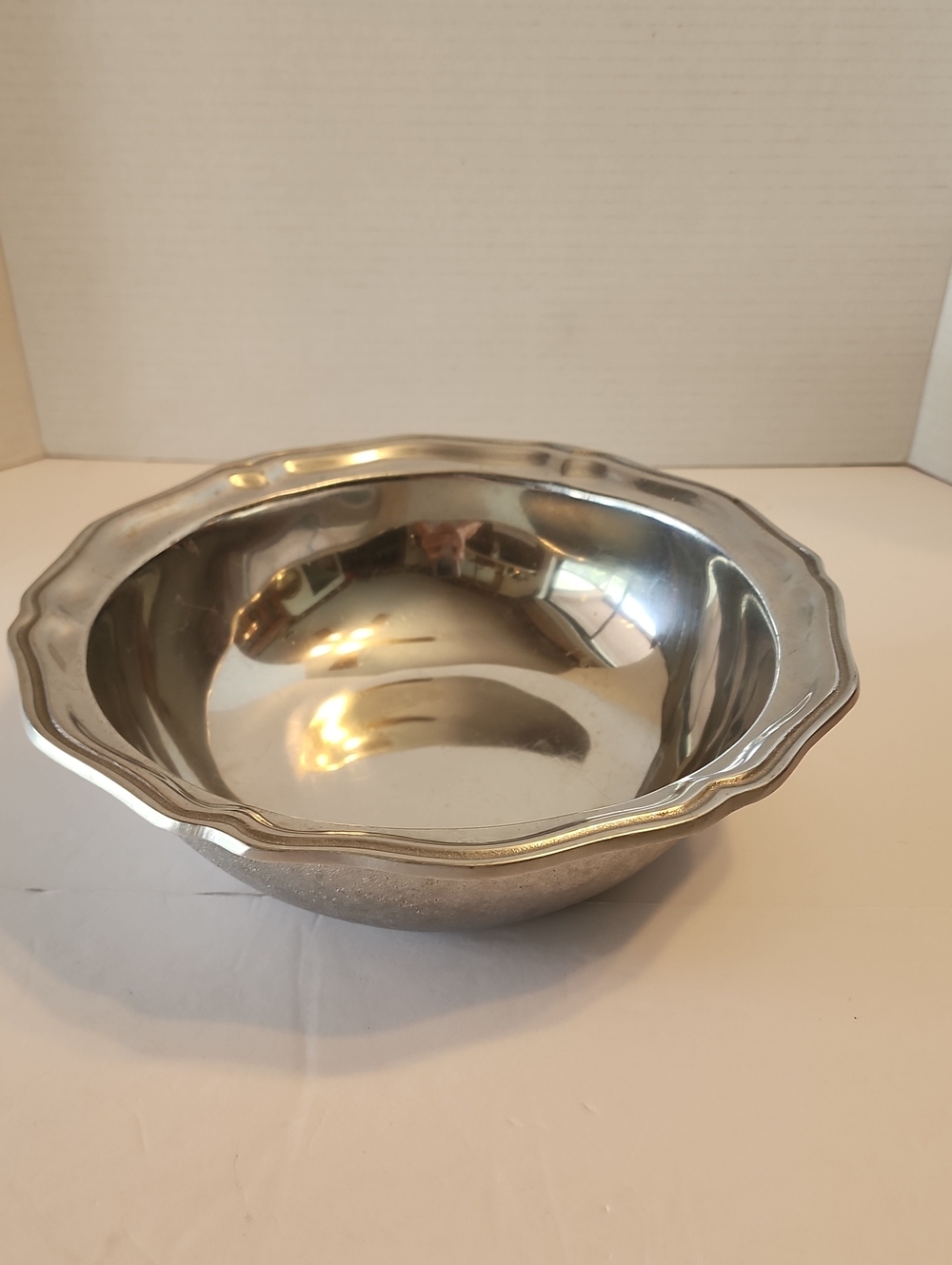 Wilton Mt Joy, PA Pewter Metallic Gray Serving Bowl